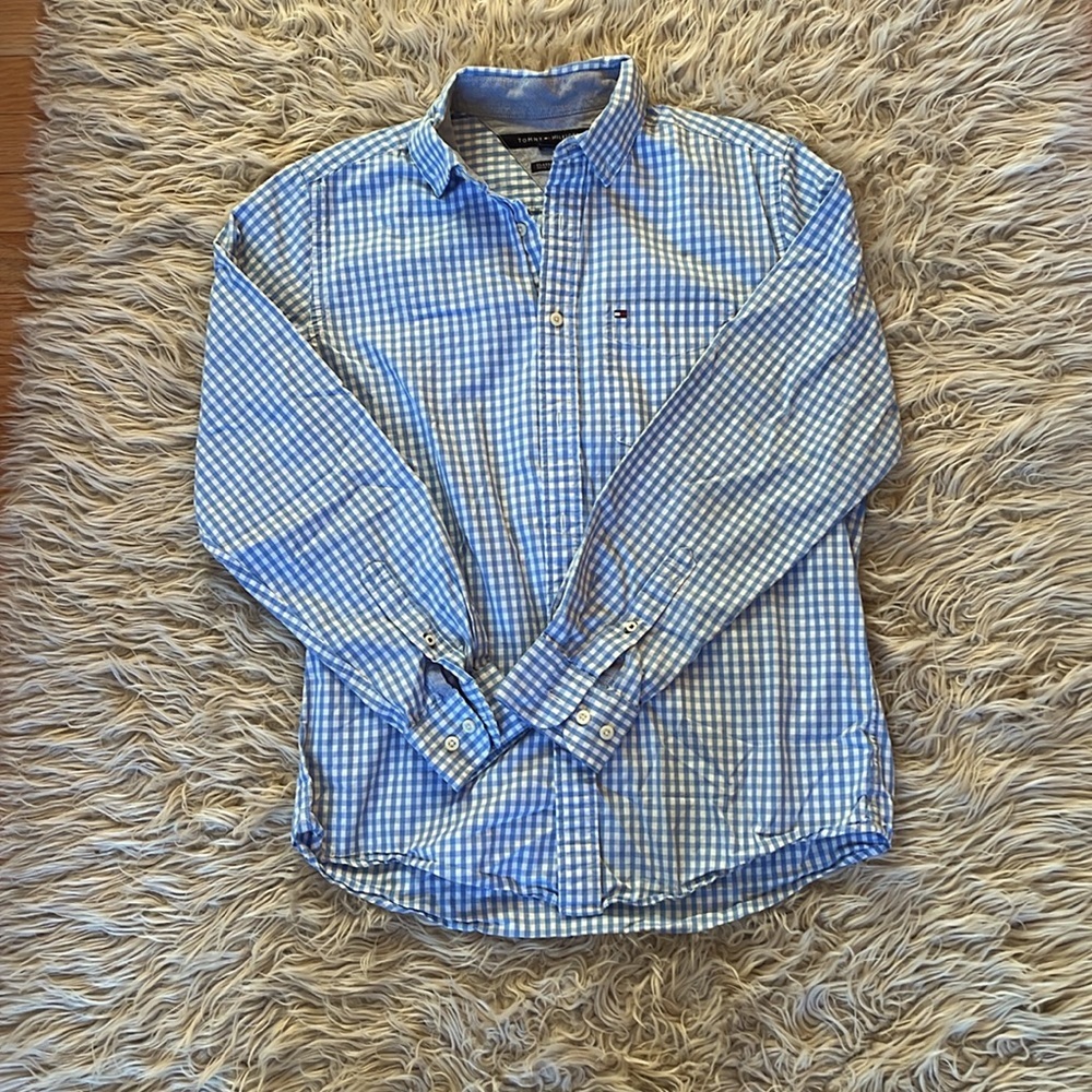 LNWOT Tommy Hilfiger Cotton Poplin Classic fit button down shirt- Small